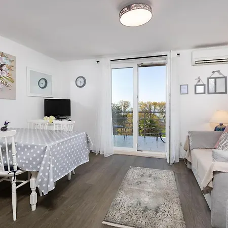 Apartment Awesome In With Wifi